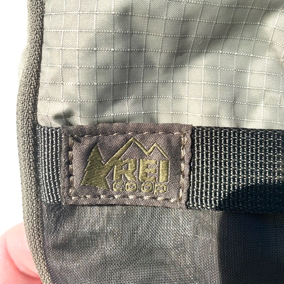 REI Olive Gray Travel Packing Cube Bag Expandable Zipper - Picture 3 of 12